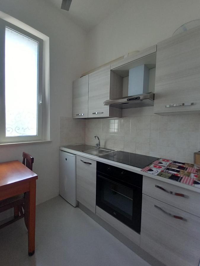B&B Le Palme Чивитанова Марке Екстериор снимка